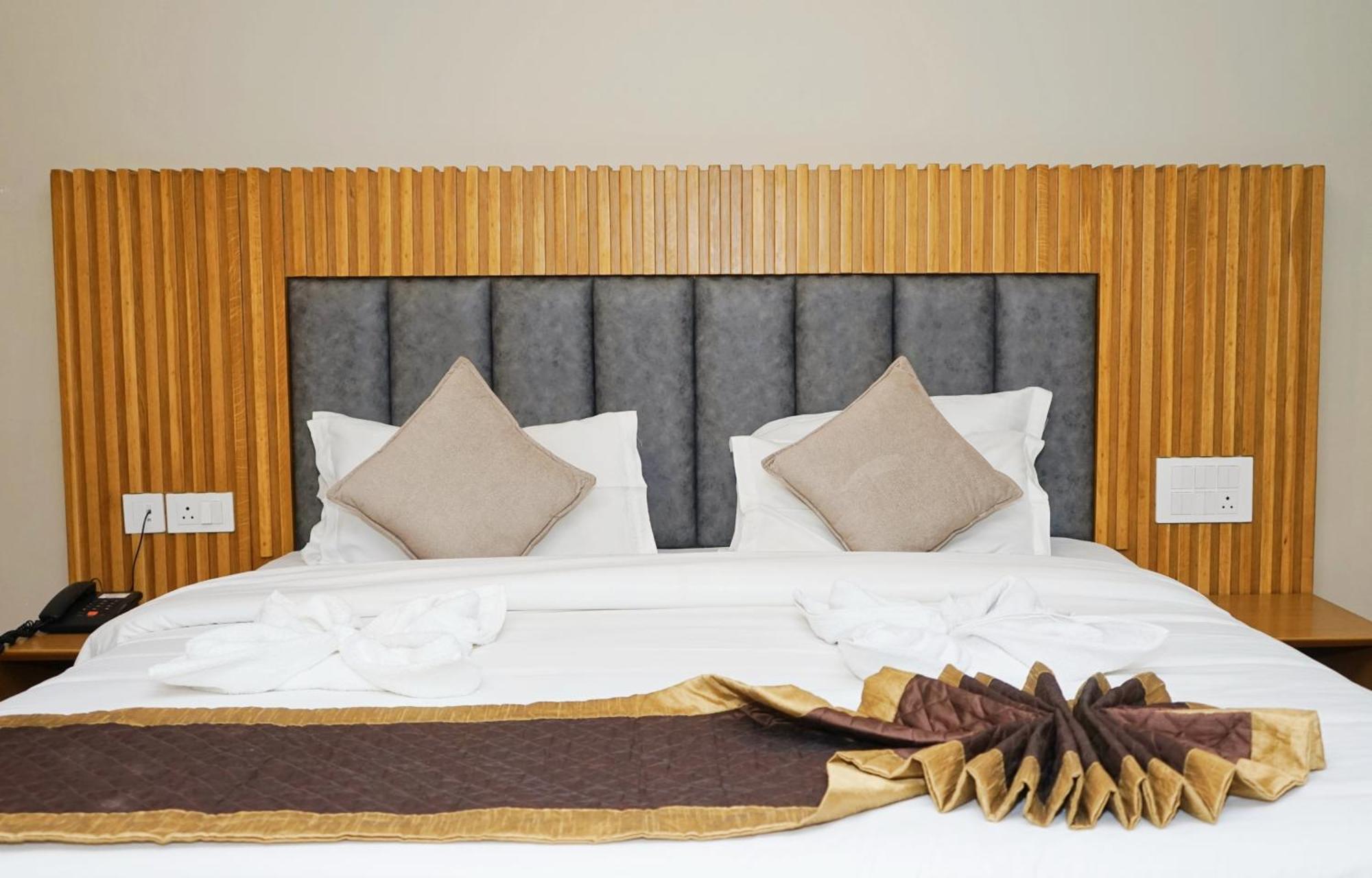 Hotel M And Resort McLeod Ganj Εξωτερικό φωτογραφία